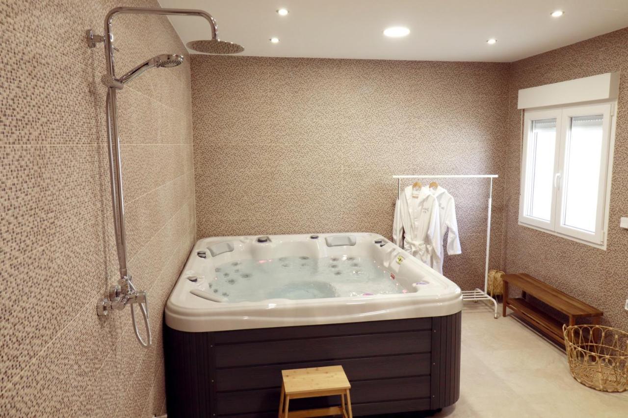 Casa Rural Ideal Para Escapadas Con Barbacoa Y Spa Tinarejos Exteriér fotografie